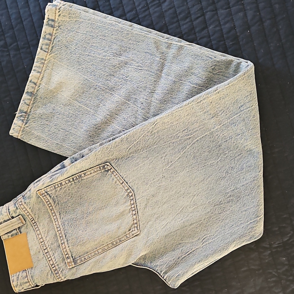 Cotton:On Super Baggy Light‎ Wash Jeans: Size- 24